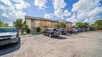 1126 SE 8th St, Cape Coral, FL 33990