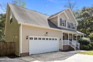 2230 Greenwood Ct, Jacksonville, NC 28546