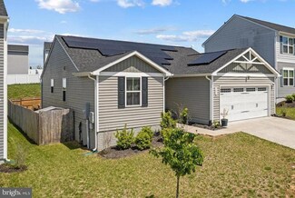 151 Woolen Mills Dr, Middletown, VA 22645