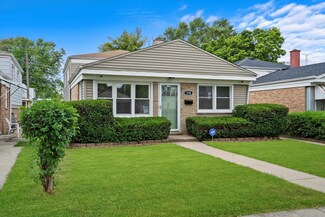 114 Englewood Ave, Bellwood, IL 60104