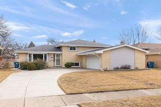543 N Plamondon Dr, Addison, IL 60101