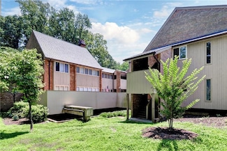 376 Merrimac Trail Unit 211, Williamsburg, VA 23185