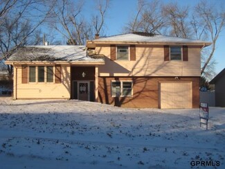 9624 Redman Ave, Omaha, NE 68134