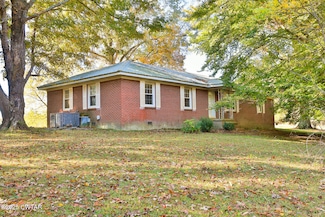 4030 Shades Bridge Rd, Greenfield, TN 38230