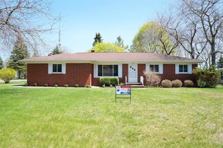 2075 Aldrich Dr, Jackson, MI 49202