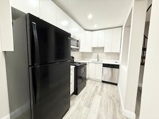 15 Ruggles St Unit 3, Boston, MA 02119