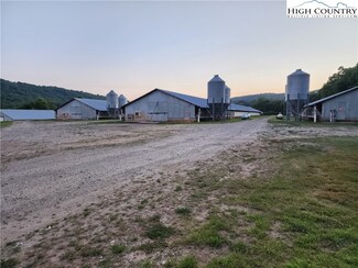 2995 Dehart Church Rd, McGrady, NC 28649