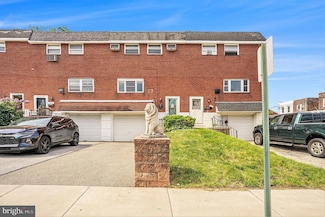 328 W Warren St, Norristown, PA 19401