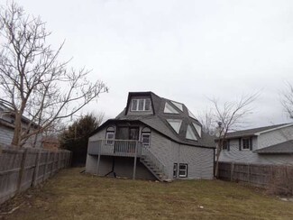 25681 W Arcade Dr S, Lake Villa, IL 60046