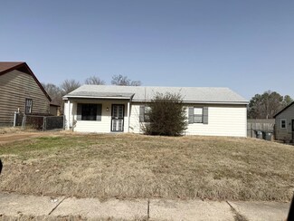 3326 Ridgemont Rd, Memphis, TN 38128
