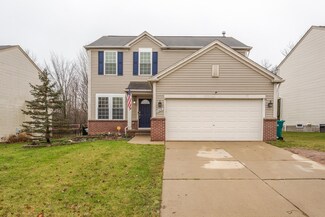 468 Otter Run Rd, Holly, MI 48442