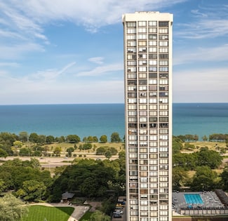 5455 N Sheridan Rd Unit 2206, Chicago, IL 60640
