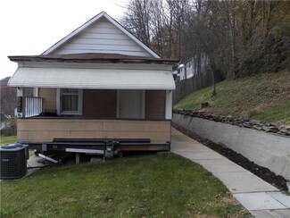 321 Jackson Ave, Vandergrift, PA 15690