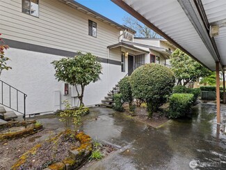 1824 Maple Ln Unit K-57, Kent, WA 98030