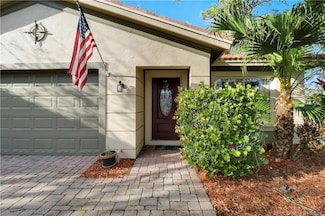 5711 SE Graham Dr, Stuart, FL 34997