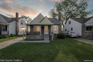 21426 Syracuse Ave, Warren, MI 48091
