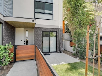 4109 Udall St, San Diego, CA 92107