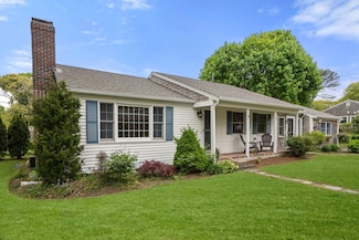 6 Harrington Way, Hyannis, MA 02601