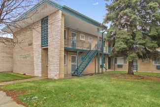 3011 W 87th St, Evergreen Park, IL 60805