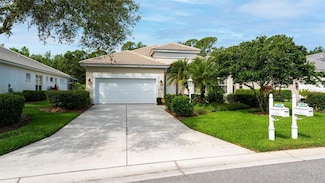 6920 Lennox Place, University Park, FL 34201