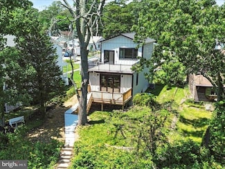 1328 Edna Rd, Pasadena, MD 21122