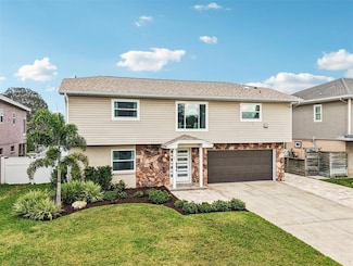 95 Eastwinds Ct, Palm Harbor, FL 34683