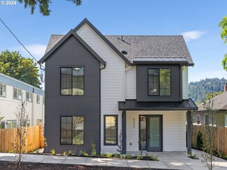 8480 N Willamette Blvd Unit 3, Portland, OR 97203