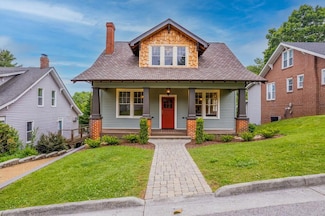 263 Oak Hill St NE, Abingdon, VA 24210