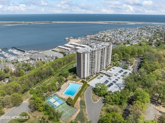 1 Scenic Dr Unit 204, Highlands, NJ 07732
