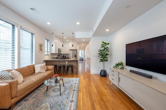 827 Pavonia Ave Unit 3, Jersey City, NJ 07306