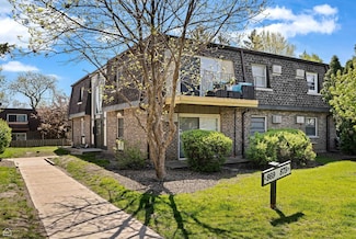 879 Trace Dr Unit 106, Buffalo Grove, IL 60089