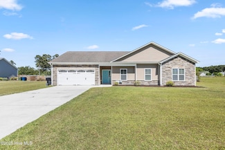 265 Hardison Rd, Holly Ridge, NC 28445