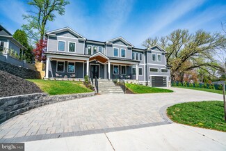 7726 Brookville Rd, Chevy Chase, MD 20815