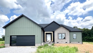 14 Dickinson Rd, Trenton, KY 42286
