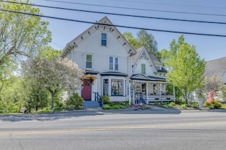 34 Union St, Littleton, NH 03561