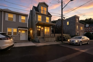 1106 Freyburg St, Pittsburgh, PA 15203