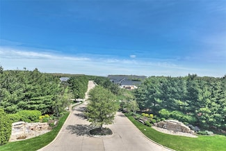 2035 Buckhead Blvd, Decatur, IL 62521