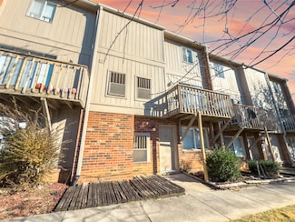 5147 Overland Dr Unit E, Cave Spring, VA 24018