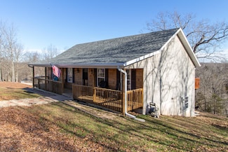 256 Canopy Dr, Spokane, MO 65754