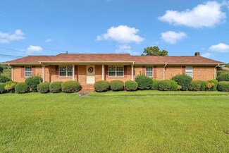 111 Drummond Cut-Off Rd, Jasper, AL 35504