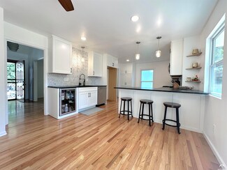 9310 Alden St, Lenexa, KS 66215