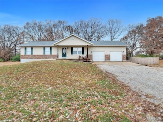 1560 Franklin Oaks Ct, Saint Clair, MO 63077