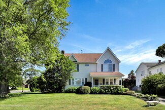 103 Neptune Ave, Deal, NJ 07723