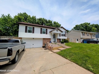 5416 S Brooks Dr, Jefferson City, MO 65109