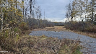 L36 Midline Rd, Amsterdam, NY 12010