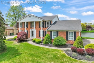 54443 Pocahontas Dr, Shelby Township, MI 48315