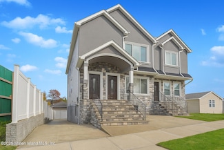 109 Gower St, Staten Island, NY 10314