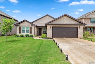 114 Coco Cir, Hazel Green, AL 35750