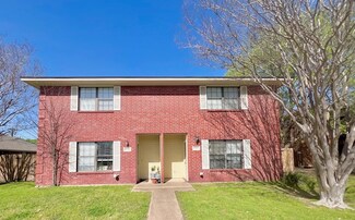 1814 Woodsman Dr Unit B, College Station, TX 77840