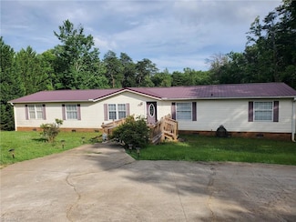 3947 N Carolina 8, Walnut Cove, NC 27052